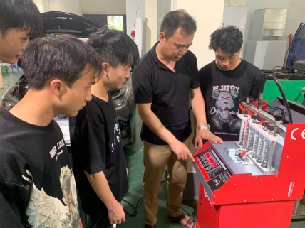 Trường cao đẳng Cao Bằng nâng cao chất lượng Giáo dục nghề nghiệp, góp phần tháo gỡ điểm nghẽn, nút thắt về chất lượng nguồn nhân lực nông thôn giai đoạn 2021 - 2025 theo nghị quyết đại hội đảng bộ Tỉnh Cao Bằng lần thứ XIX